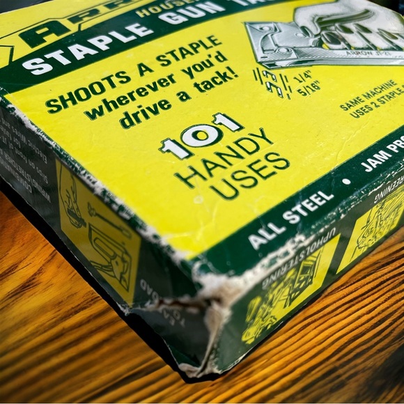 Vintage Arrow staple gun tacker - Picture 3 of 4